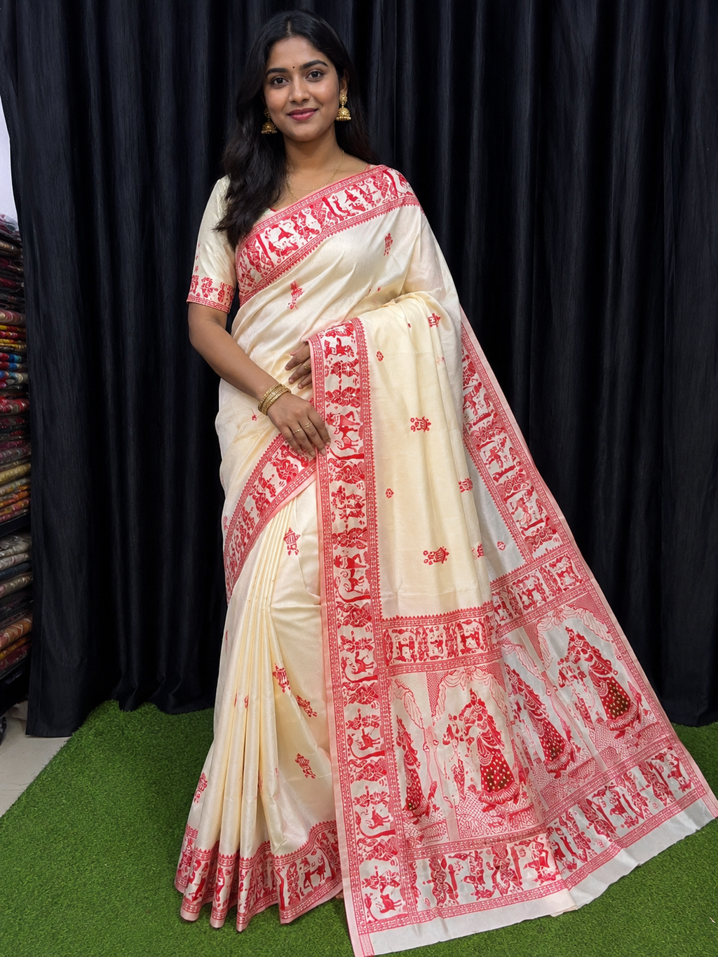 Royal Elegance Cream & Red Handcrafted Bishnupuri Silk Saree