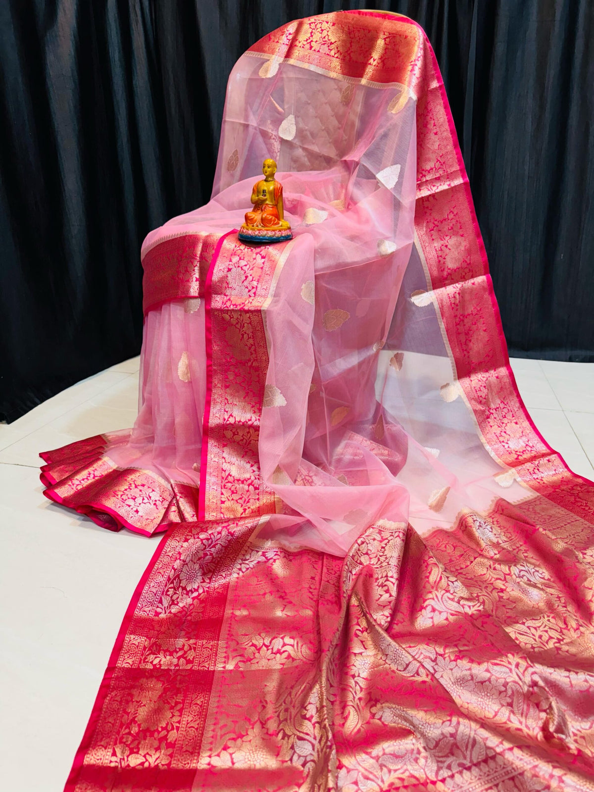Luxury Handcrafted Muslin Organza Saree with Blouse – Light Pink & Rani Pink Accents
