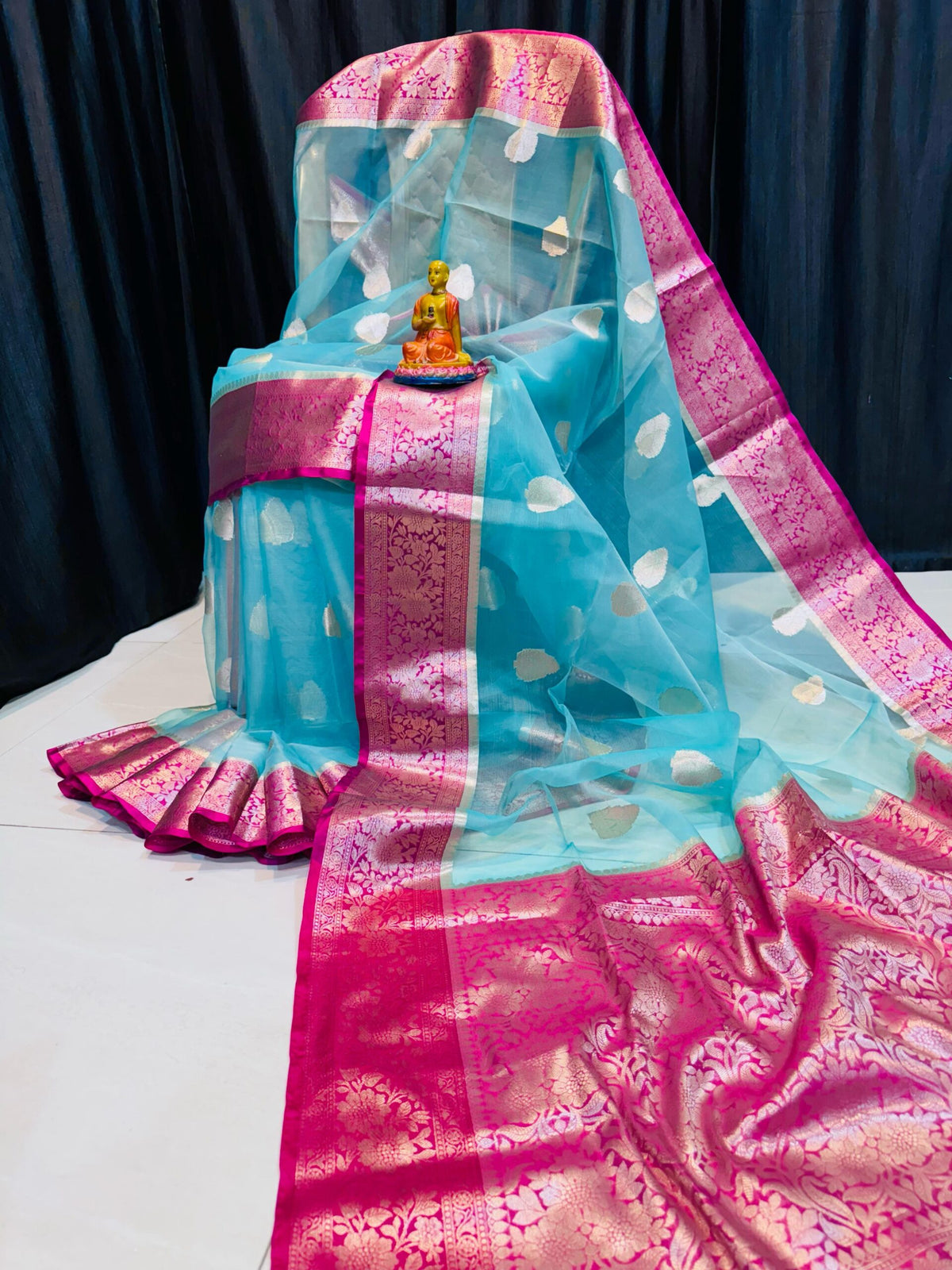 Luxury Handwoven Muslin Organza Saree in Turquoise with Magenta Zari Highlights