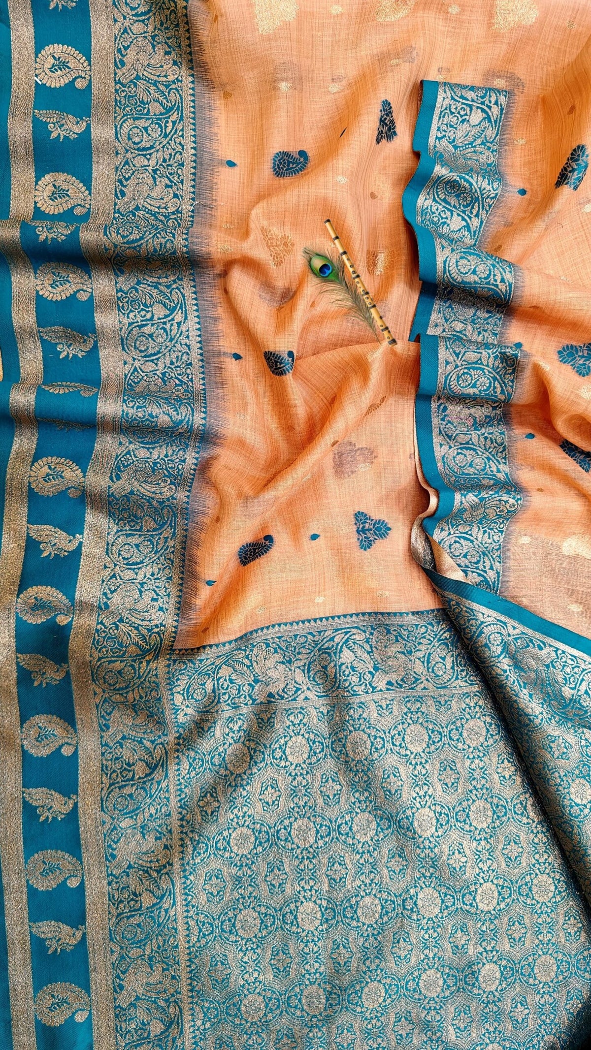 Soft Peach Handwoven Mahabalipuram Silk Saree with Teal Blue Gold Zari Contrast Border