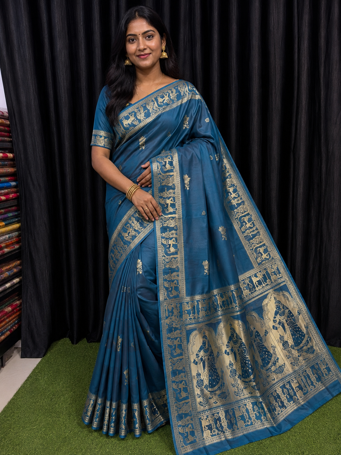 Regal Radiance Deep Blue & Gold Handcrafted Bishnupuri Silk Saree