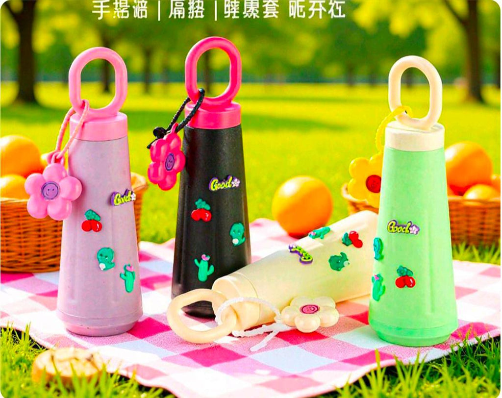Petal Cup Bottle with Handle (500ml) - with flower keychain muilticolor - 20522