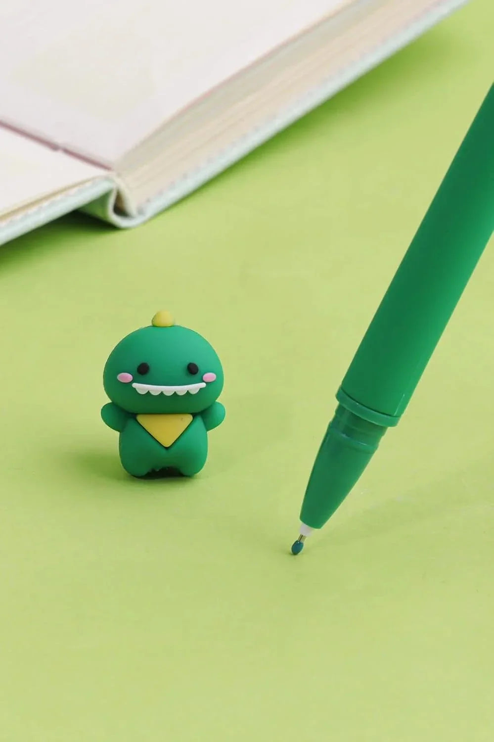 Silicone Shake Gel Pen – Silicone Gel Pen for Smooth Writing with Cute Cartoon Topper - 7241