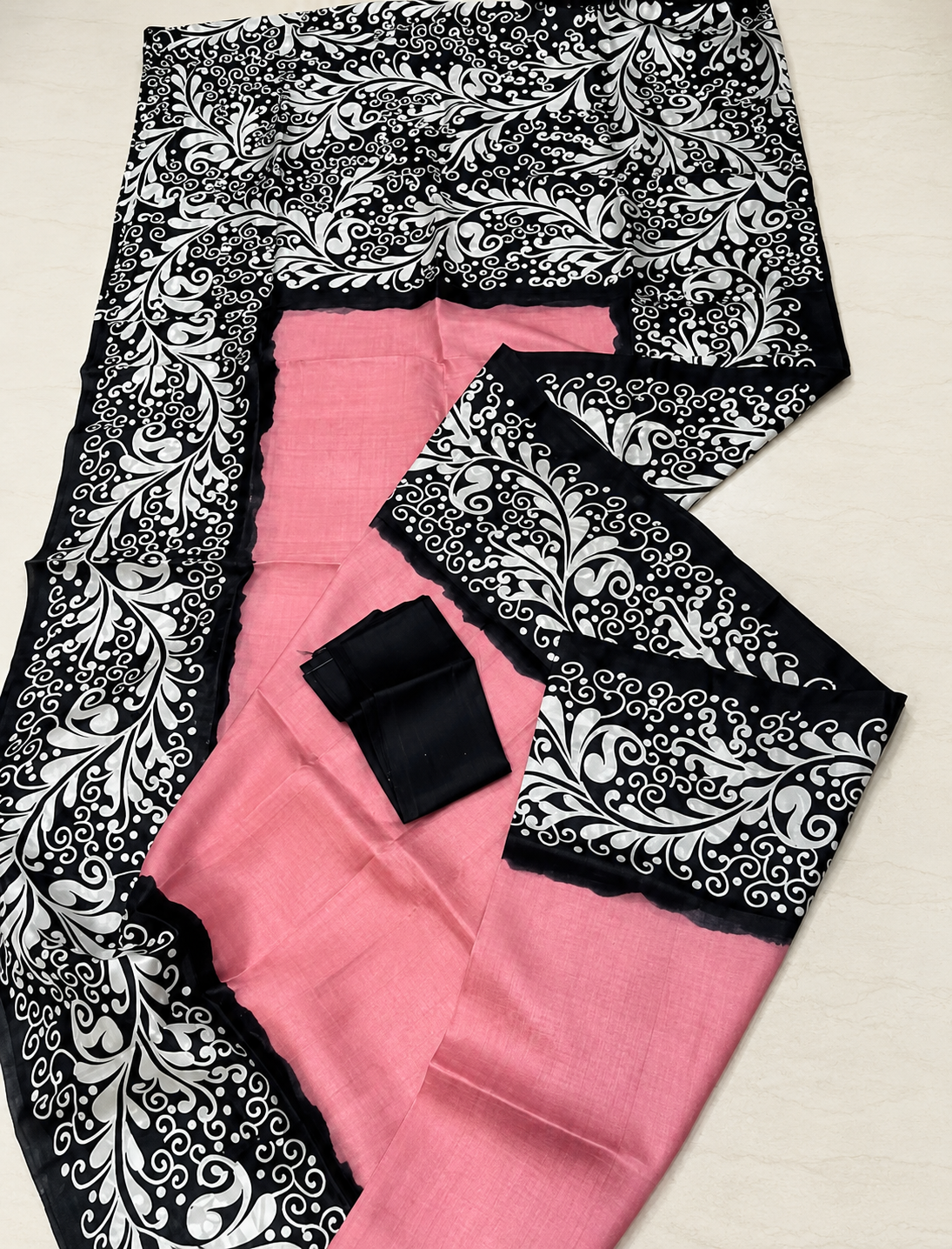 Pink & Black 3-Ply Pure Silk Handcrafted Saree with Artistic Floral Pallu & Silk Mark