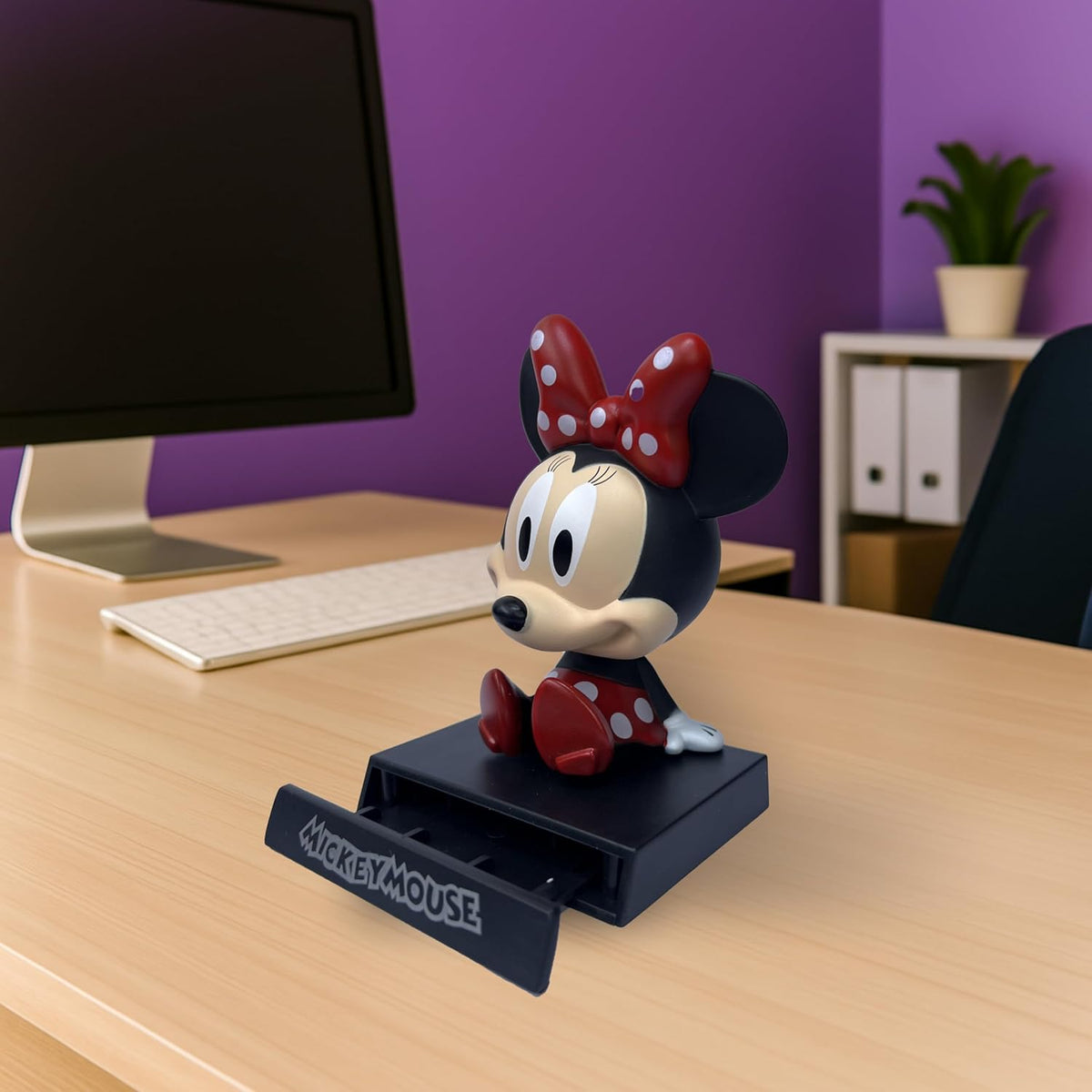 Stylish Mini Showpiece | Car Dashboard Mobil Stand Decoration | Office Desk & Home Decor Figurine | Gift Item - 20592