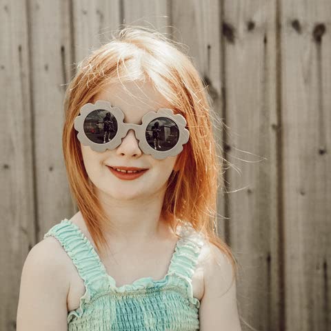 Flower Shaped Sunglasses Cute Outdoor Sunglasses Eyewear for Kids