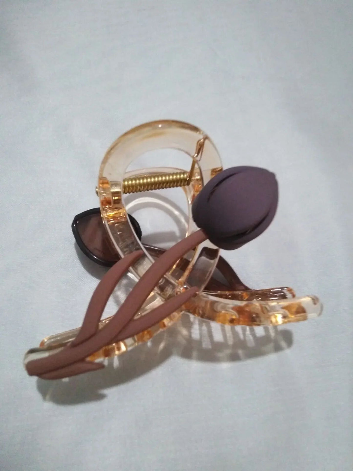 {pack of 10 }Tulip Shape Matte Finish Hair Claw Clips