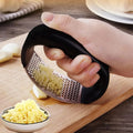 Stainless Steel Annular Garlic Mud Press Household Hand-Grip