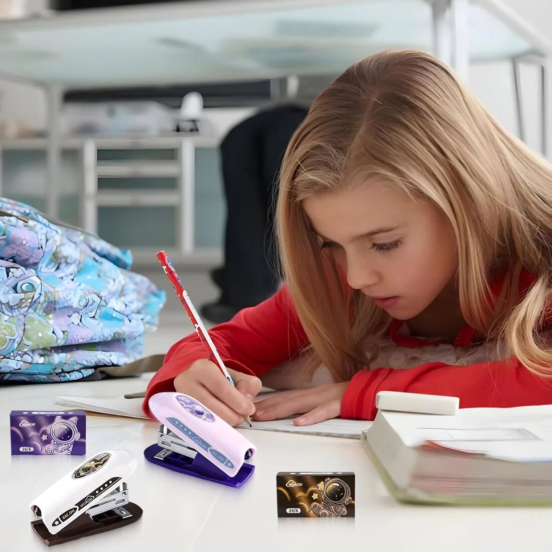Small Portable Stapler with 400 Standard 26/6 Staples