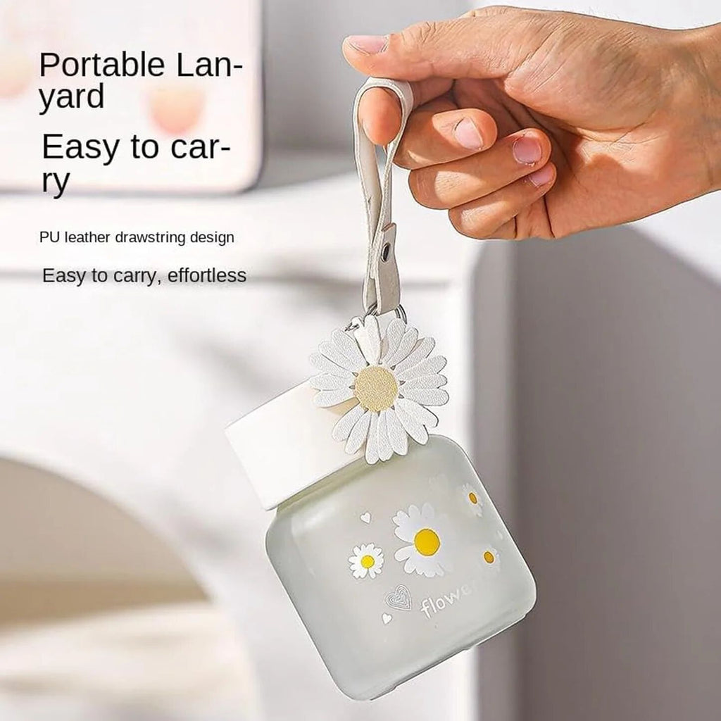 Daisy Cup Aesthetic Water Bottle with Flower Lid, Cute Reusable & Leakproof Tumbler