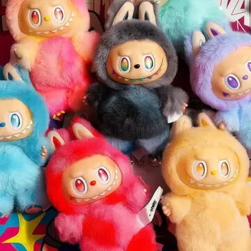 Labubu Doll {Random Color}