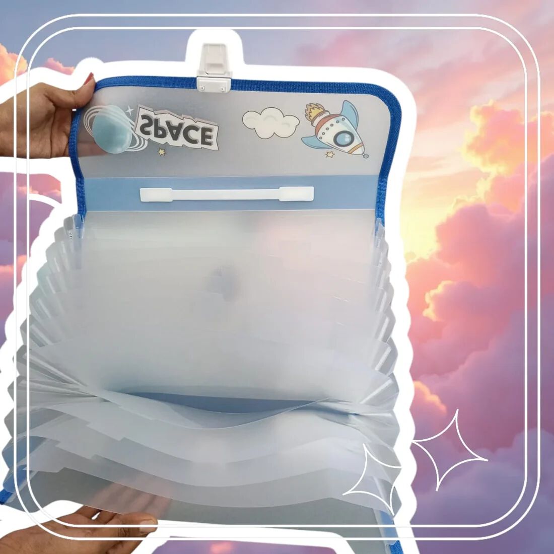 File Folder with Handle and Push Lock