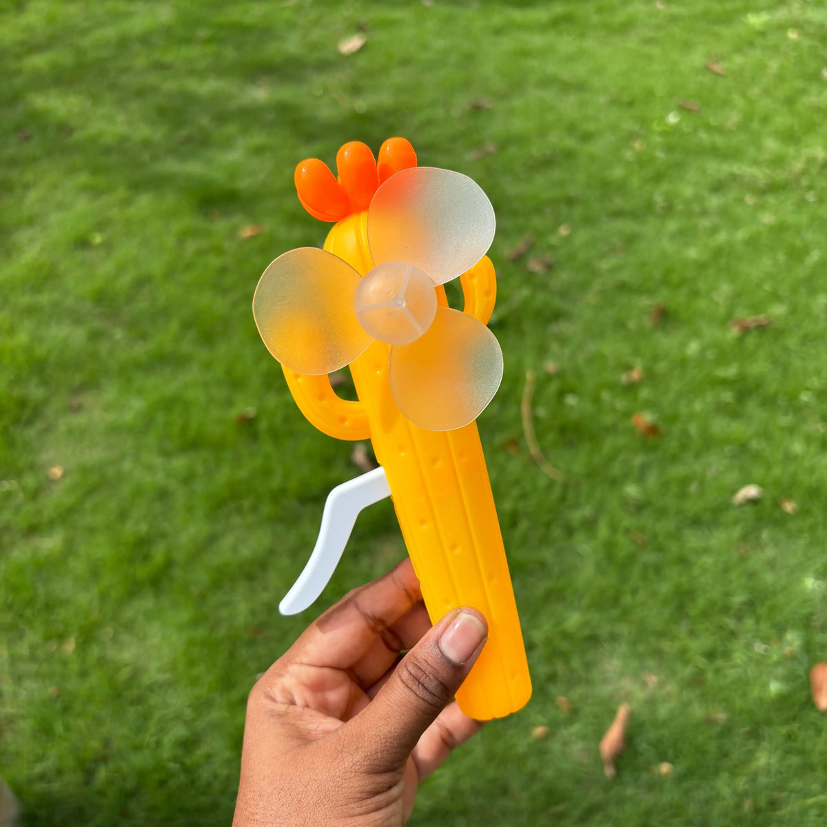 Cactus Hand Fan for Kids & Adults, Cute Burger & Fries Hand Press Fan, Portable, Lightweight Summer Toy for Trave - 21140