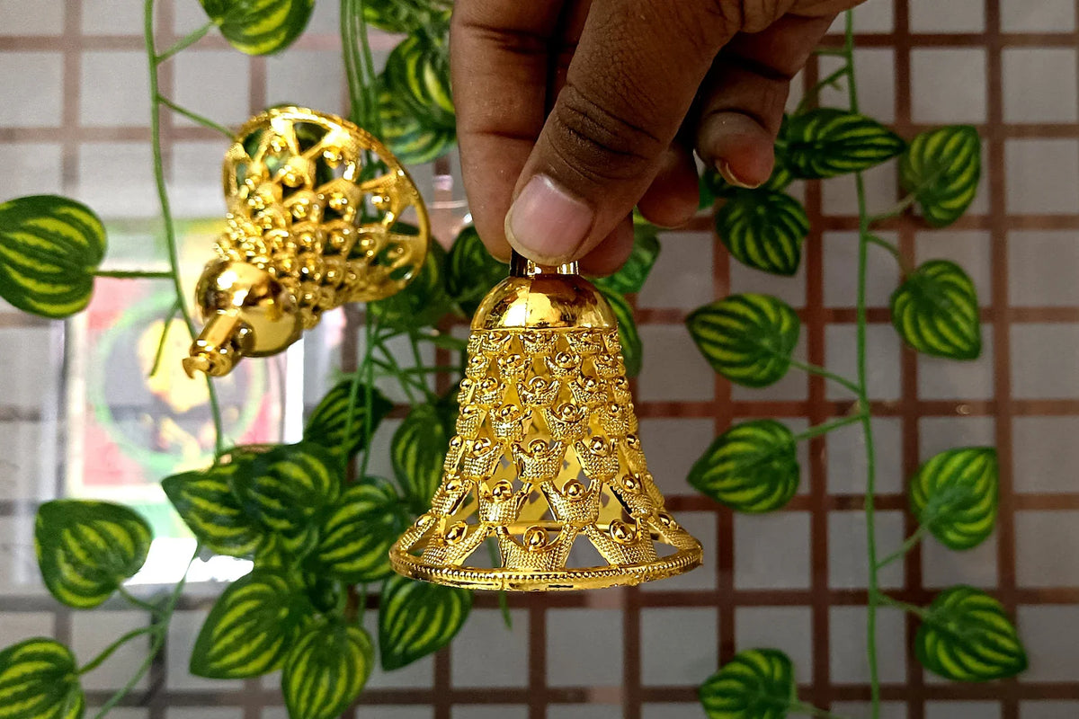 Plastic Jingle Bells Set of 50 Large Gold Hanging Christmas Tree Ornaments DIY Craft Holiday Decorations - 21071