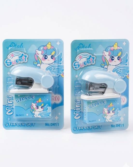 Mini Stapler Set with Staples, Cute Cartoon Design, Compact Portable Stationery for School and Office - 21171